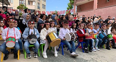 Çocuk Kulüpleri'nde 23 Nisan coşkulu kutlandı