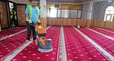 Darıca bayrama hazırlandı