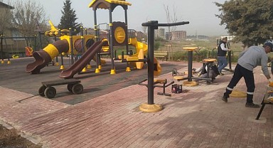 Darıca'da parklar çocuklar için yaza hazırlanıyor