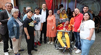 Engeller doğum günü partisiyle bir kez daha aşıldı