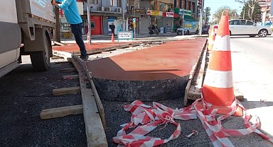 Paşa Cami önünde kavşak düzenlemesi yapılıyor
