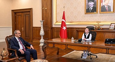 Vali koltuğunun sahibi minik Tuana oldu