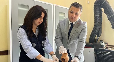 Asırlara meydan okuyan eserler, kristal wax ile sabitleniyor
