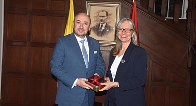 AYTO Başkanı Ülken, Kolombiya'da Türk iş dünyasını temsil etti