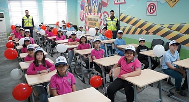Büyükşehir’de çocuklar trafik bilinciyle yetişiyor