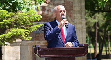 Fatih Sultan Mehmet, Hünkar Çayırı'nda anıldı