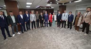 Gebze ve Darıcalı muhtarlar Büyükakın'ı ziyaret etti