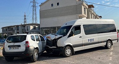 İşçi servisi kaza yaptı! 7 kişi yaralandı