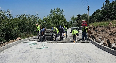 Karamürsel Kayacık Mahallesine parke yol