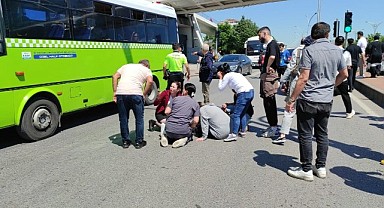 Karşıdan karşıya geçmeye çalışan kadına otomobil çarptı!
