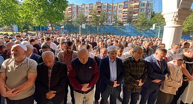 Pres makinesinde can veren fabrika sahibi defnedildi!