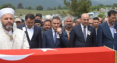 Şehit Sözleşmeli Er Rıdvan Gürsoy toprağa verildi