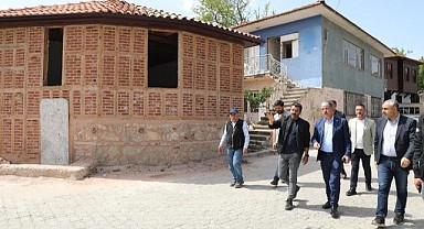 Tavşancıl Evleri, dokusu korunarak yenileniyor