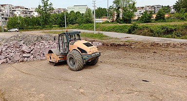 Başiskele’de yol yapım çalışmaları devam ediyor