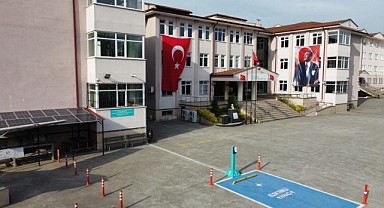 Bu okul enerjisinin yüzde 70'ini kendi karşılıyor