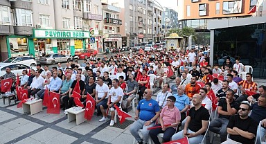 Darıca'da Milli maç heyecanı dev ekranda olacak!