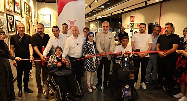 ‘Engelsiz İzler’ sergisi beğeni topladı