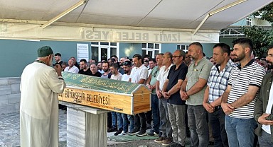 Gemi yangınında ölen işçi defnedildi!