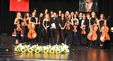 KSO Oda Orkestrası 'Yaza Merhaba' konseri düzenledi