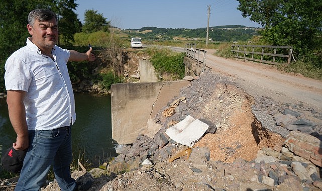 Sel sebebiyle çöken köprü yıkım tehlikesiyle karşı karşıya