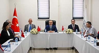 Vali Yavuz, İl Göç İdaresi'ni ziyaret etti