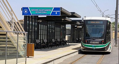 Akçaray, Şehir Hastanesine 15 dakikada bir sefer çıkarıyor