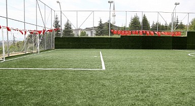 Ayazma Mahallesi’ne futbol sahası yapılıyor