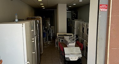 Buzdolabı motoru patladı! 2 kişi yaralandı