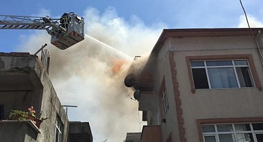 Çatıda yangın çıktı! Korku dolu anlar yaşandı