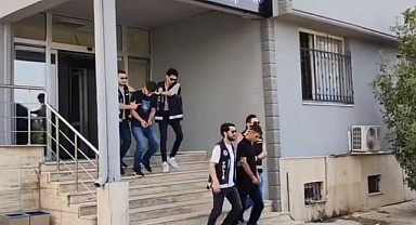 Darıca’da araç ve iş yeri kurşunlamışlardı! Yakalandılar