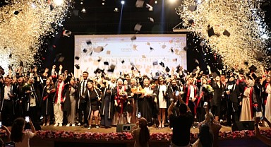 GTÜ’de mezuniyet coşkusu yaşandı