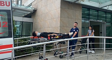 Tır, ışıkta bekleyen araçlara çarptı! 3 kişi yaralandı