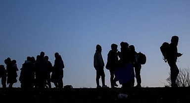 13 düzensiz göçmen yakalandı