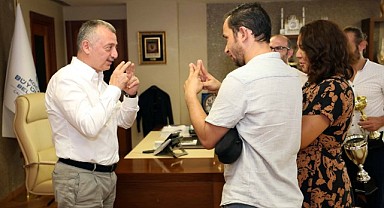 Büyükşehir’den işitme engellilere tam destek