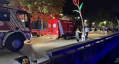 Denize düşen genç kız neredeyse boğuluyordu!