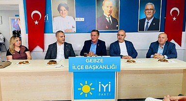 Vekil Türkkan, İYİ Parti Gebze'yi ziyaret etti