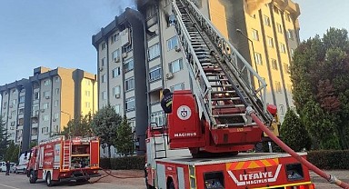 Çayırova’da yangın paniği! Maddi hasar oluştu