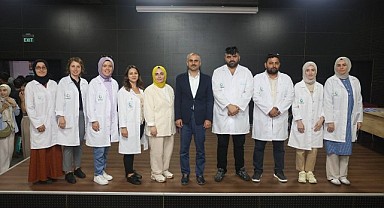 Çiftçi, üniversiteyi kazanan öğrencilerle buluştu