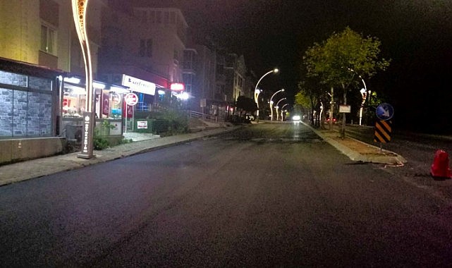 Derince Ertuğrul Gazi Caddesi’nde üstyapı yenilendi