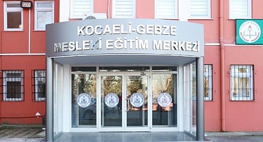 Gebzeli üç öğretmen serbest kaldı