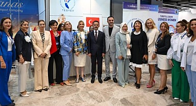 Girişimci iş kadınları Kocaeli’nde buluştu