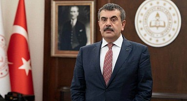 Tekin, “İdeal edinmiş bir nesil inşa etmeyi hedefliyoruz”