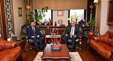 Vali Aktaş, Rektörü Cantürk’ü ziyaret etti