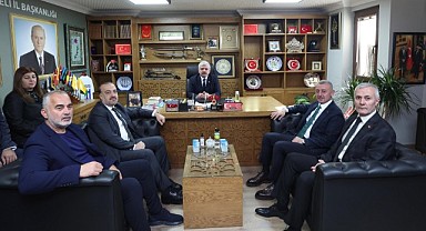 Büyükakın’dan MHP’yi ziyaret etti