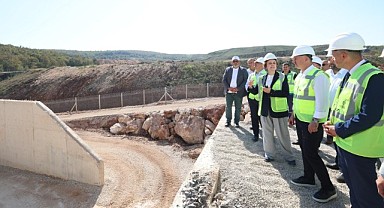 Büyükakın, taş kırma tesisini yerinde inceledi