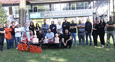 Büyükşehir personeline afetlerde ilk yardım eğitimi verildi