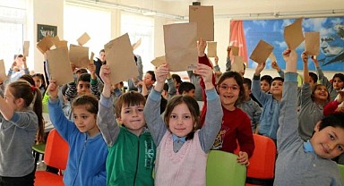 Kağıdın serüveni, köy okullarında anlatıldı