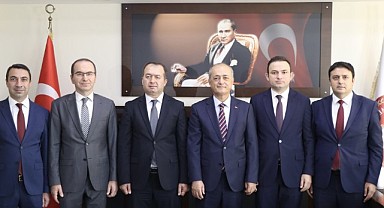 Kapıcı görevi Akgün’e devretti!