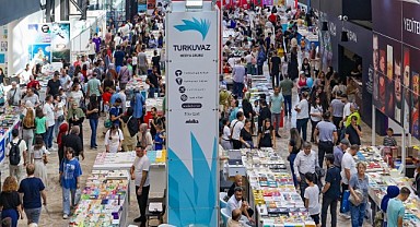 Kocaeli Kitap Fuarı’nı hafta sonu 282 bin kişi ziyaret etti