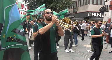 Kocaelispor, taraftarlarla bir araya geldi